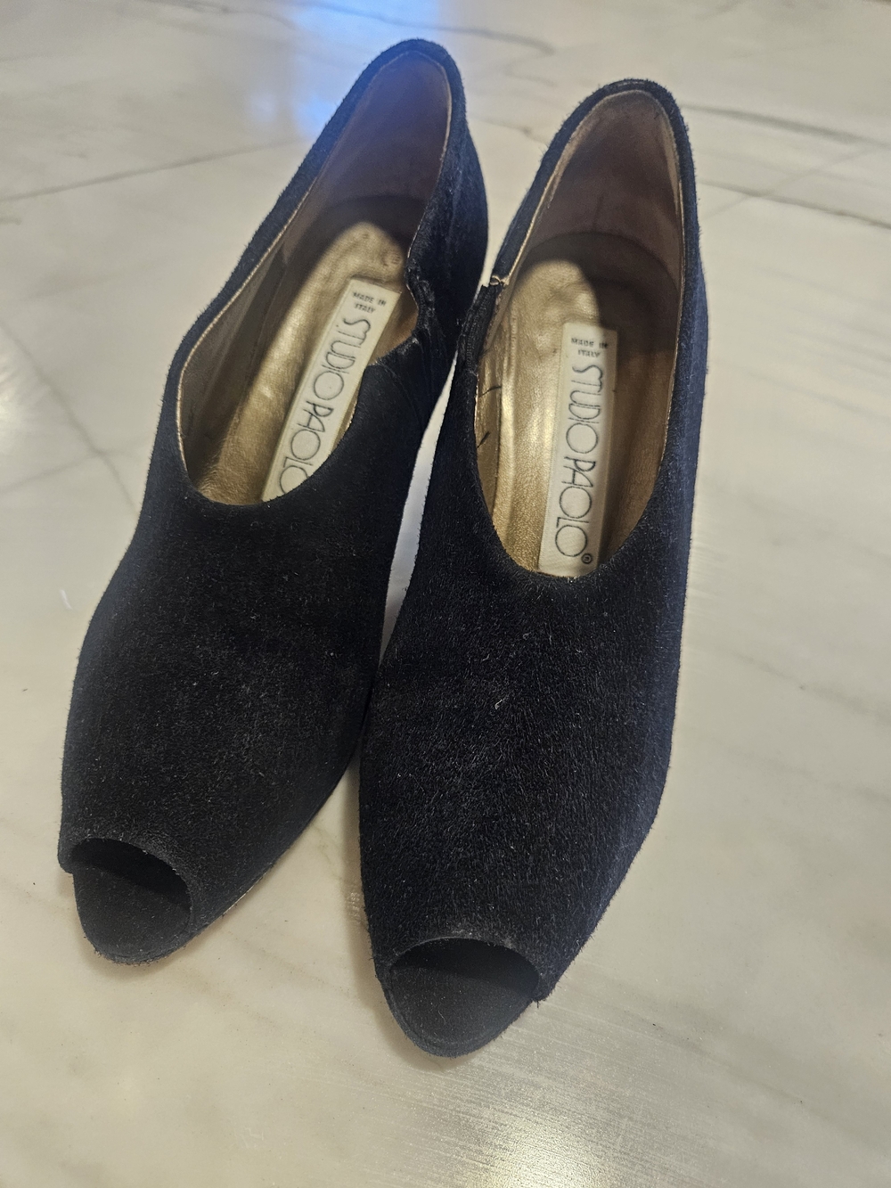 Studio Paolo Italy Black Suede Low Heel Pump Peep Toe Shootie Bootie Sz 7 ½ AA